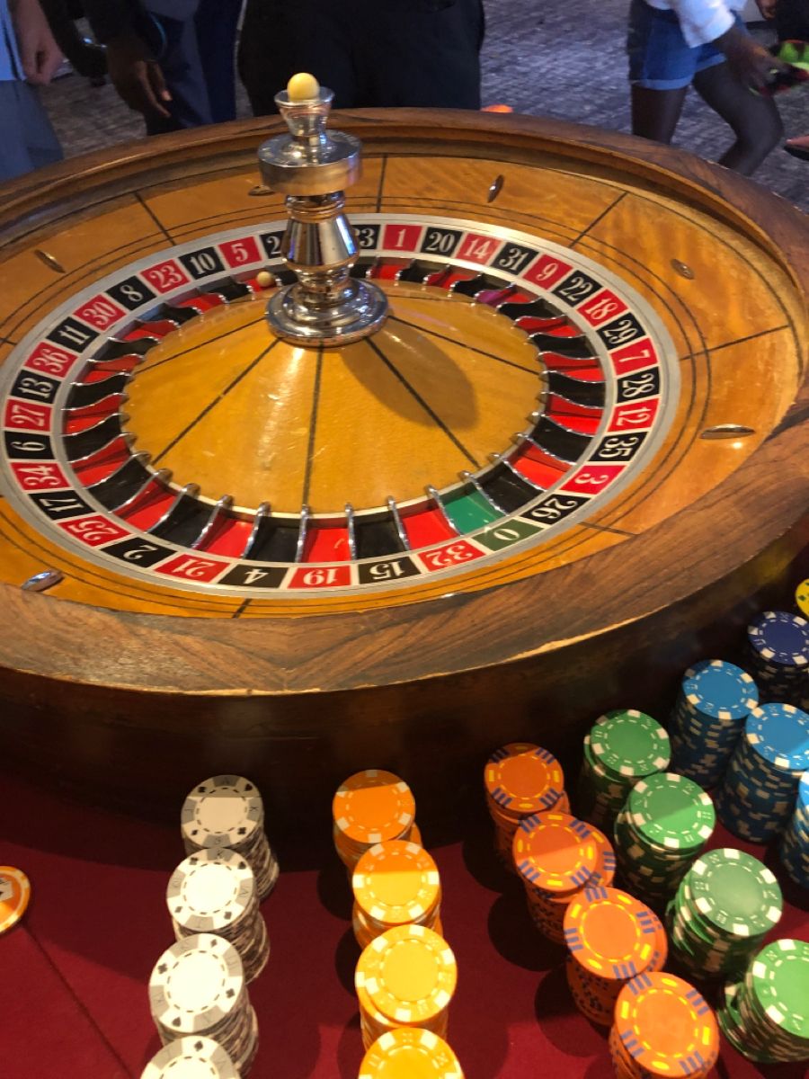 blitz bet casino کھلاڑیوں کے لیے لائیو کیسینو سیکشن